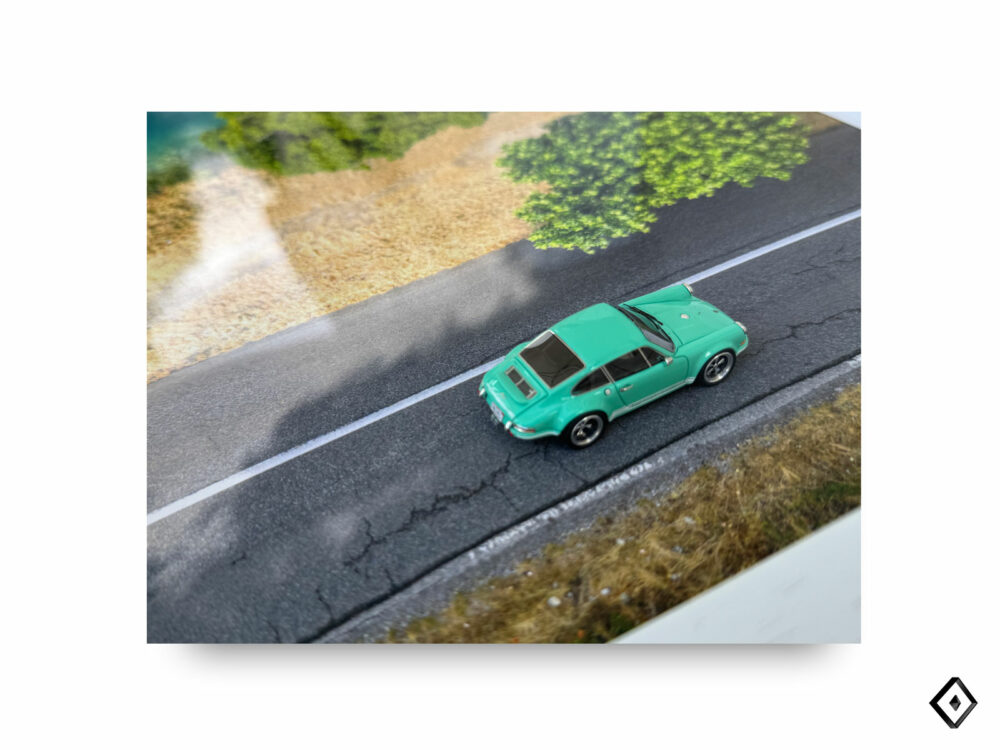 Road to Annecy x Singer 911 . 40x30 – Image 2